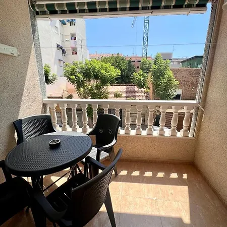 Alicante Apartamento *